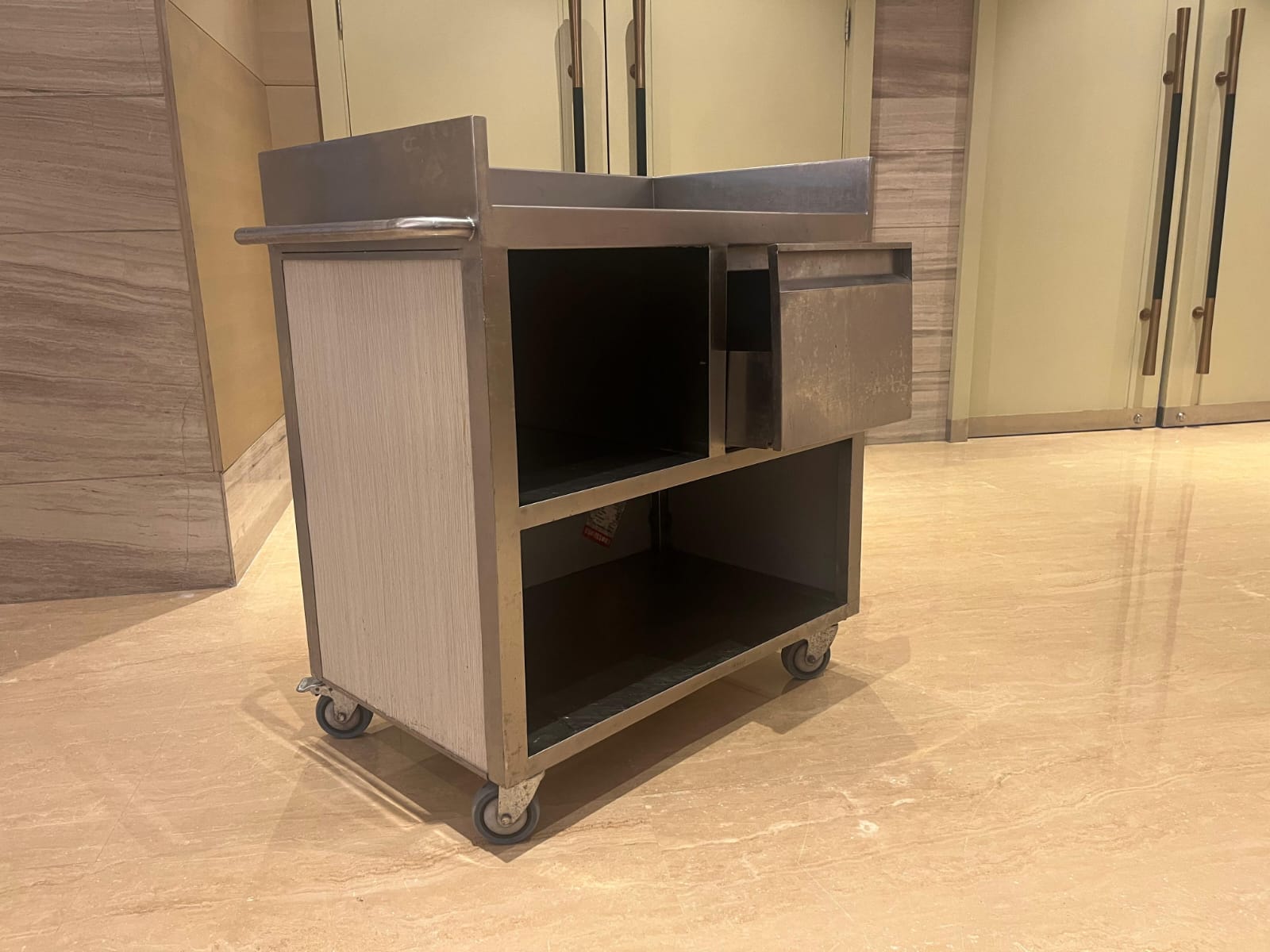 Waiter Service Trolley